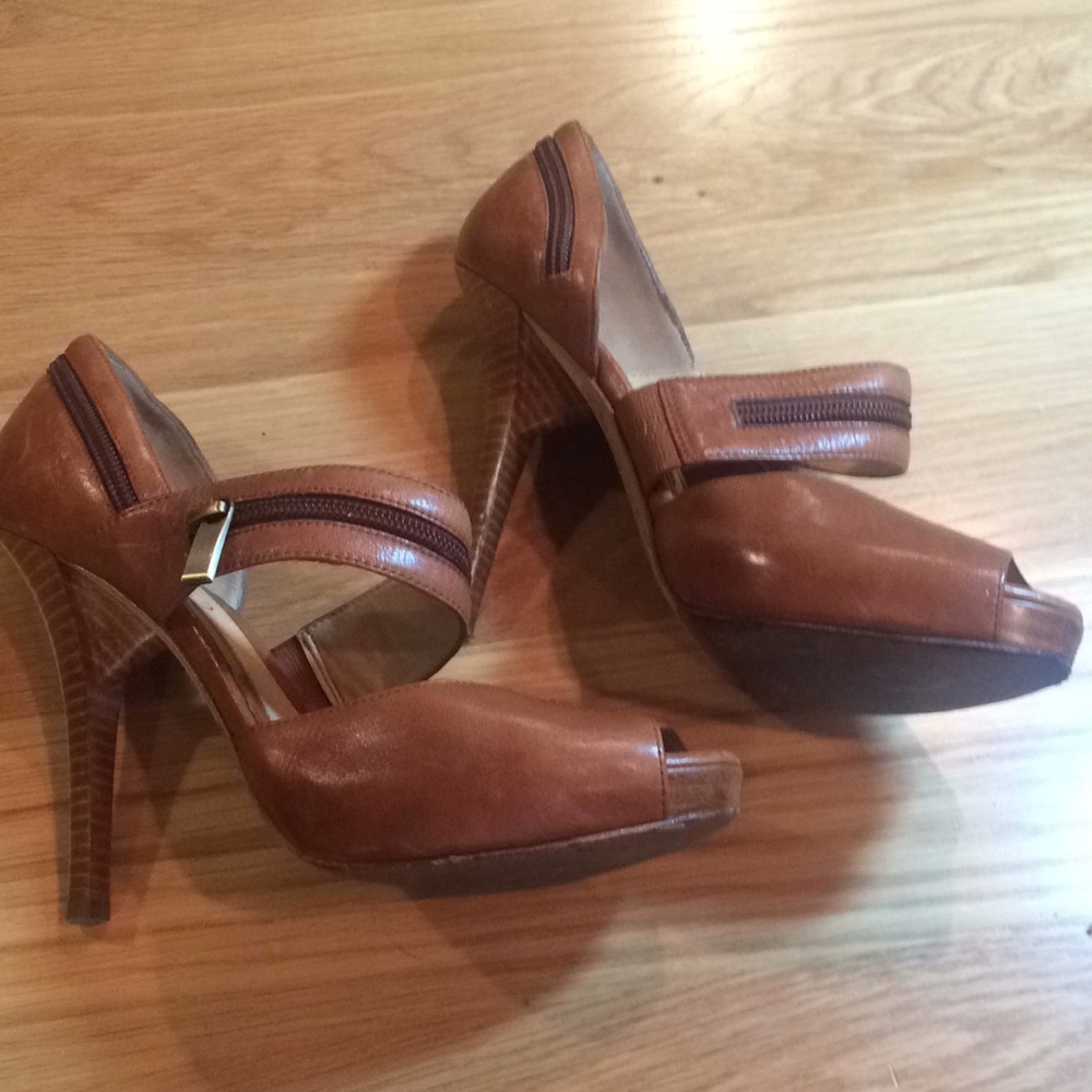 Boutique 9 leather heels